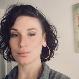 Profilbild von Julie Schlagzeuger*in aus Hamburg