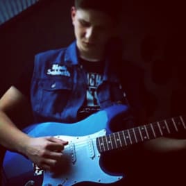 Profilbild von Can Gitarrist*in aus Kassel