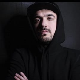 Profilbild von Artur Mahkeiev Bassist*in aus Moosbach