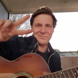 Profilbild von Simon Künstler*in aus Neumünster