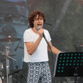 Profilbild von Adrian Sänger*in aus Bonn