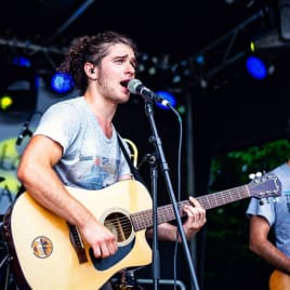 Seo.images.profile.avatar.name-category-city