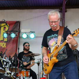 Profilbild von Peter B Gitarrist*in aus Berlin