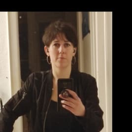 Profilbild von Julia Singer-Songwriter*in aus Berlin