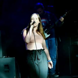 Profilbild von Eva Schneid Singer-Songwriter*in aus Albersweiler