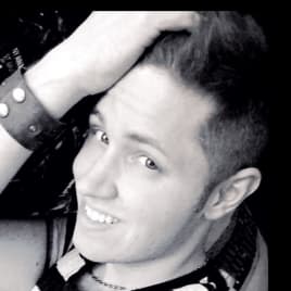 Seo.images.profile.avatar.name-category-city