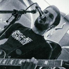 Seo.images.profile.avatar.name-category-city