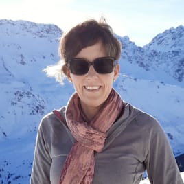 Seo.images.profile.avatar.name-category-city