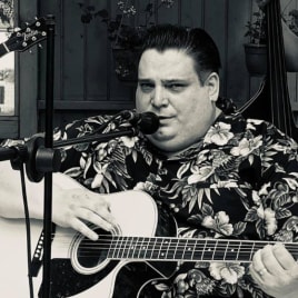 Seo.images.profile.avatar.name-category-city