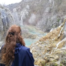 Seo.images.profile.avatar.name-category-city