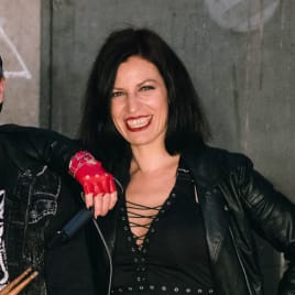 Profilbild von Caro von Twisted Rose Band aus Giebelstadt