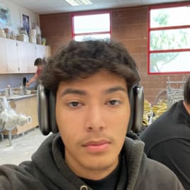 Seo.images.profile.avatar.name-category-city