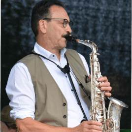 Profilbild von Edgar Kündig Saxophonist*in aus Würenlos