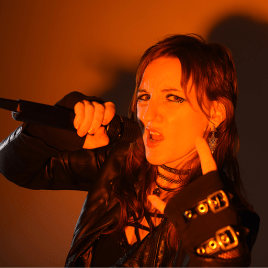 Profilbild von Orange Rebellion Sängerin aus Berlin