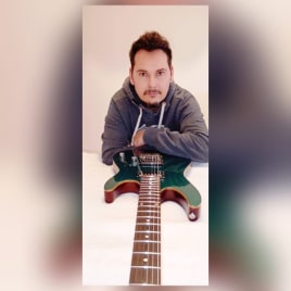 Profilbild von Francesco Scammacca Gitarrist aus Weisendorf