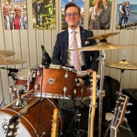 Profilbild von Lukas Gitarrist aus Floh-Seligenthal