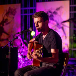 Profilbild von Manu Gitarrist aus Leipzig