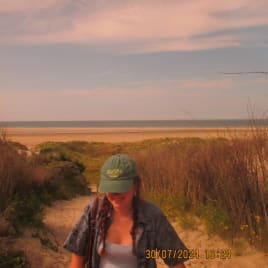 Profilbild von mia Bassistin aus Köln