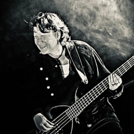 Profilbild von Mar Woh Bassistin aus Hannover