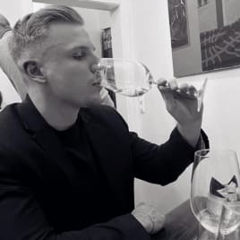 Profilbild von Kosta Gitarrist aus Pinneberg