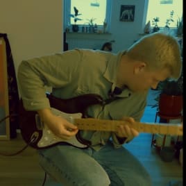 Profilbild von Adrian Bleker Gitarrist aus Münster