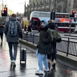 Profilbild von Denis Singer-Songwriter aus Düsseldorf