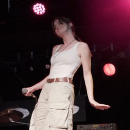 Profilbild von Lina Lisann Singer-Songwriterin aus Potsdam