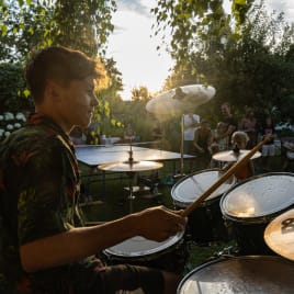 Seo.images.profile.avatar.name-category-city