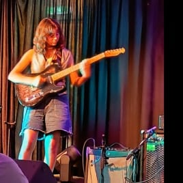 Profilbild von Jule Gitarristin aus Lübeck