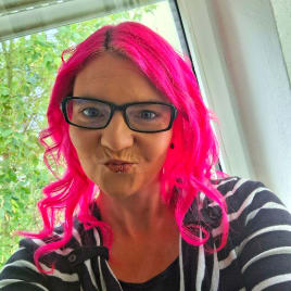 Profilbild von Nadine Spunkt Songwriterin aus Ohorn