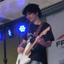 Profilbild von Can Gitarrist aus Essen