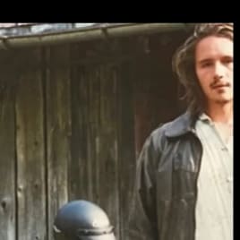 Profilbild von Valentin Gitarrist*in aus Leipzig