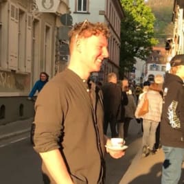 Profilbild von Simon Gitarrist aus Hamburg