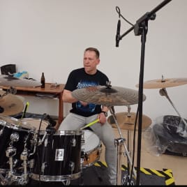 Profilbild von Tom Schlagzeuger aus Lichtenfels