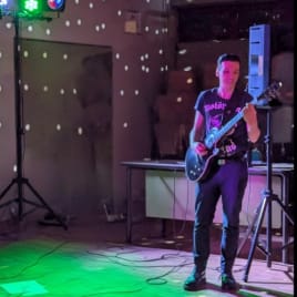 Profilbild von Tom Book Gitarrist aus Cologne