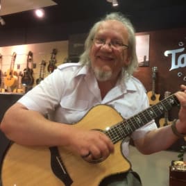 Profilbild von Michael Gitarrist aus Wutöschingen