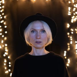 Seo.images.profile.avatar.name-category-city