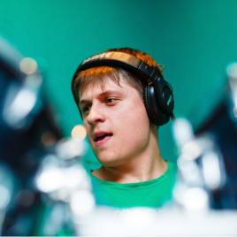 Profilbild von Dennis Derevianko Schlagzeuger aus Шёнебек