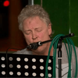 Seo.images.profile.avatar.name-category-city