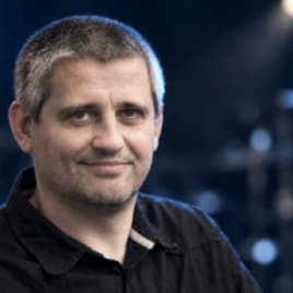 seo.images.profile.avatar.name-category-city