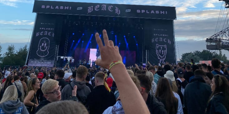 Bannerbild von Toni Mae Sänger*in aus Hamburg