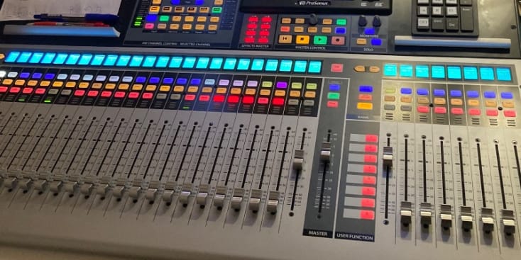 Bannerbild von Leander Schlagzeuger*in aus Klosterneuburg