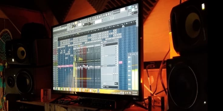 Bannerbild von Hamed Unikum Musikproduzent*in aus Stuttgart