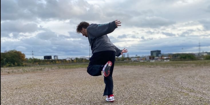 Bannerbild von lil brick Künstler*in aus Essen