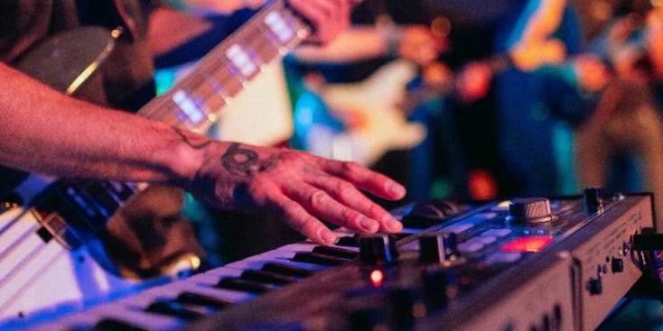 Bannerbild von F.LY Sänger*in aus Berlin Bannerbild von F.LY Sänger*in aus Berlin