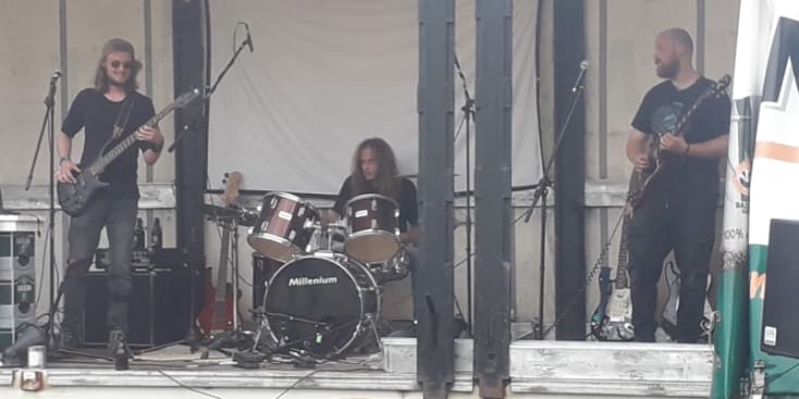 Bannerbild von Max Sänger*in aus Kiel