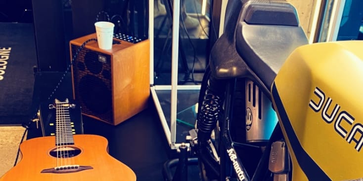 Bannerbild von Fab Houdini Singer-Songwriter*in aus Gevelsberg