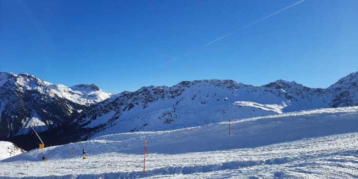 Seo.images.profile.banner.name-category-city