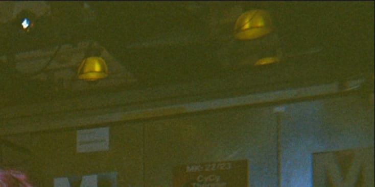 Bannerbild von Aleks Singer-Songwriter*in aus München