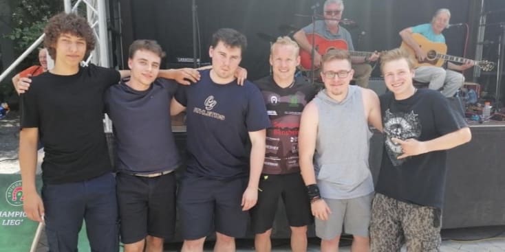 Bannerbild von Luca Thiel Sänger*in aus Schöneck Bannerbild von Luca Thiel Sänger*in aus Schöneck